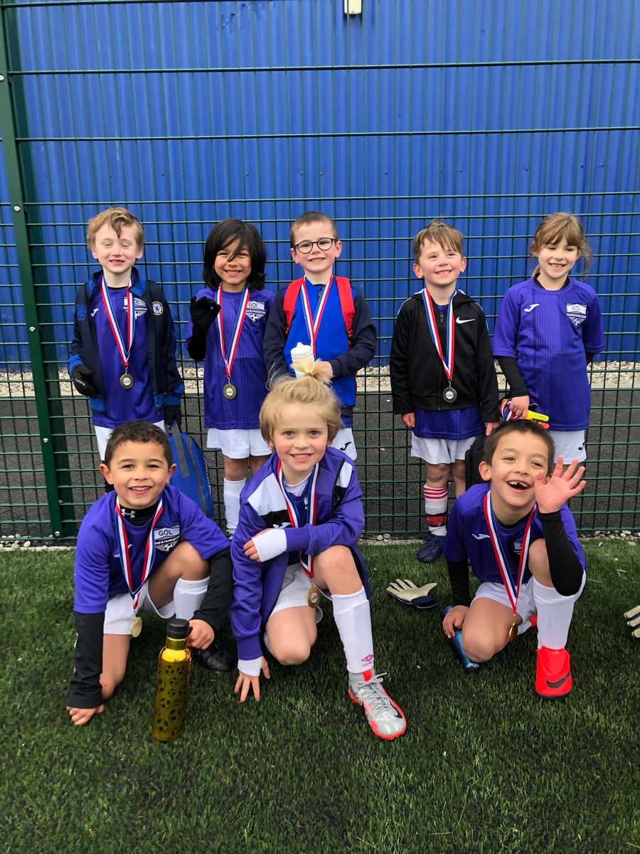 U7 Gol Futsal team with their medals